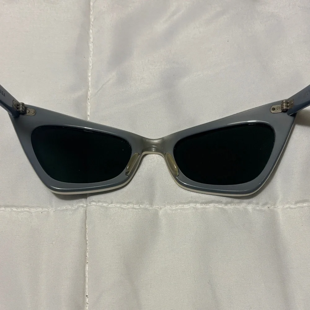 Vintage Ray-Ban B&L Gray Sun Song Cat-Eye Sunglasses 1950’s/60’s
